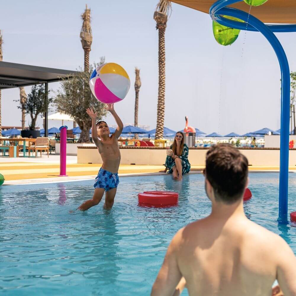 Rove Al Marjan Island Pool - Ras Al Khaimah